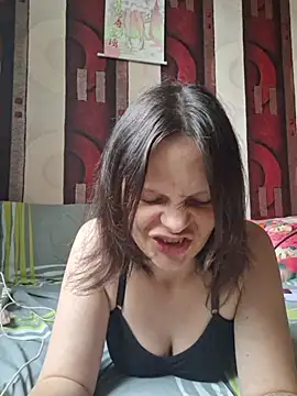 Snapshot of kataborob chatting on July 4, 4:13 pm kataborob online show from July 4, 4:13 pm