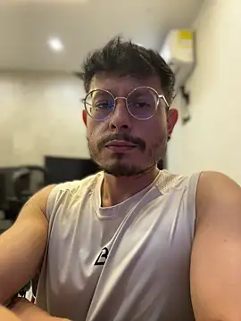 andrewlopezz online show from July 12, 8:11 pm