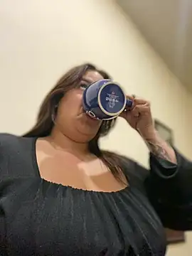 AliceStarshine online show from March 1, 11:47 pm