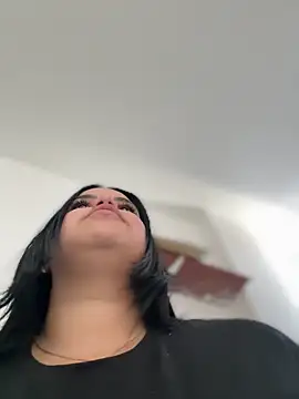 AliceStarshine online show from October 18, 5:46 pm