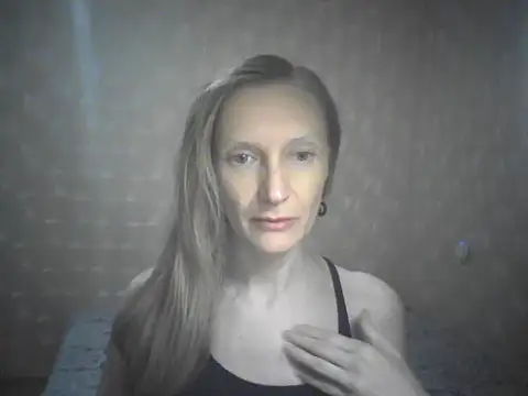 LunaBelle2 online show from July 12, 7:05 pm