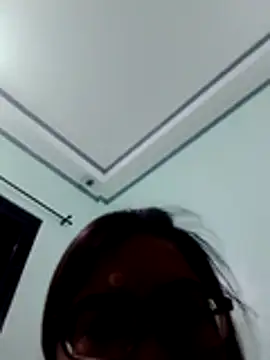 Snapshot of Horny_gelyn chatting on July 10, 6:10 pm Horny gelyn online show from July 10, 6:10 pm