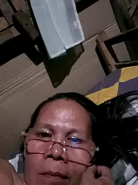 hotmommy47 online show from July 14, 2:45 pm