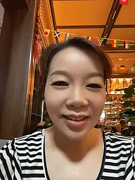 Snapshot of si-si-love chatting on July 13, 6:27 am si-si-love online show from July 13, 6:27 am