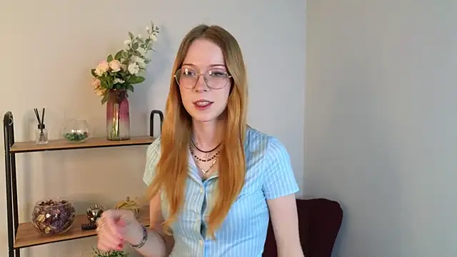 Snapshot of Barbara__Blake chatting on July 17, 10:11 am Barbara Blake online show from July 17, 10:11 am