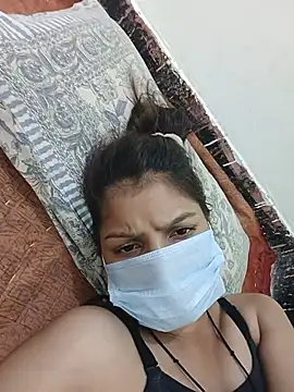 Snapshot of Madhuri_cute_kaur chatting on July 20, 6:32 pm Madhuri cute kaur online show from July 20, 6:32 pm