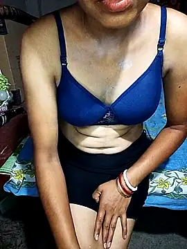 Snapshot of Hot_Urvashi_ chatting on July 19, 7:28 pm Hot Urvashi online show from July 19, 7:28 pm