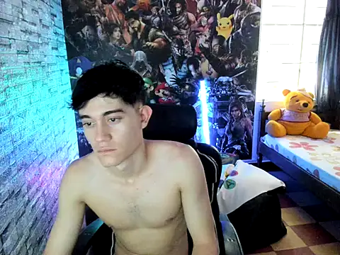 Snapshot of jay_peep chatting on July 7, 7:07 pm jay peep online show from July 7, 7:07 pm