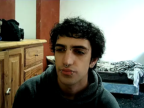 Snapshot of SirFedee chatting on July 20, 4:42 pm SirFedee online show from July 20, 4:42 pm