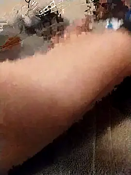 Snapshot of sexylegfeet chatting on July 8, 8:19 am sexylegfeet online show from July 8, 8:19 am
