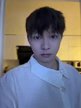 Snapshot of ovo_uu chatting on July 10, 1:03 pm ovo uu online show from July 10, 1:03 pm