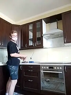 Tiler-cat online show from July 15, 1:49 pm
