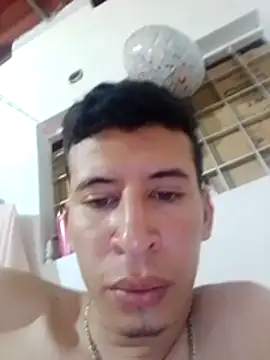 Snapshot of elpaliido chatting on July 10, 3:58 pm elpaliido online show from July 10, 3:58 pm
