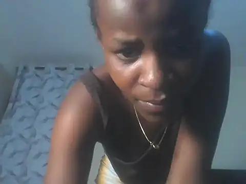 ebony zuri online show from July 9, 7:40 pm