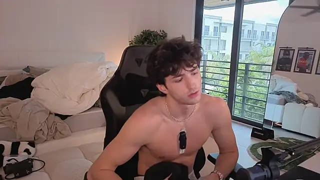 TheJakeRichard online show from July 27, 11:01 pm