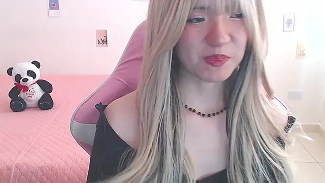 SweetSkyy 1 online show from July 17, 5:07 pm
