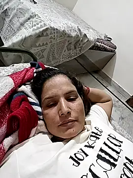 Snapshot of Gori_2 chatting on July 14, 4:56 pm Gori 2 online show from July 14, 4:56 pm