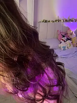 tiffannyland online show from July 17, 11:42 pm