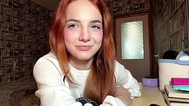 HopeOliger online show from July 11, 3:37 pm