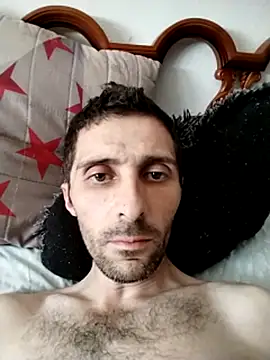 Snapshot of adrieric87 chatting on July 22, 3:26 pm adrieric87 online show from July 22, 3:26 pm