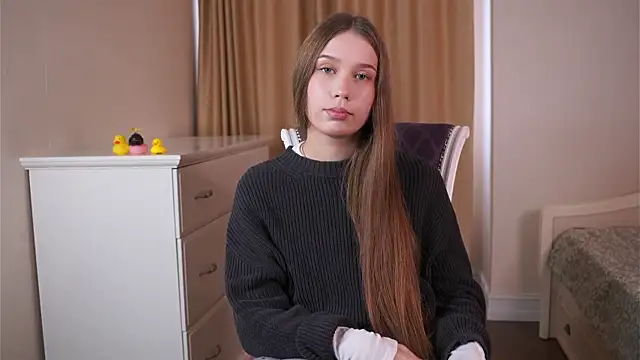 CarolaMolone online show from July 16, 4:51 am