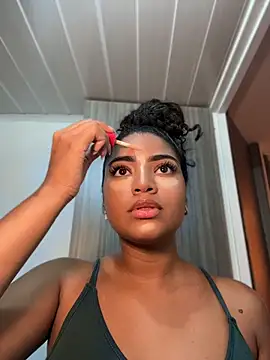 Snapshot of karlitamonroe chatting on July 24, 10:41 pm karlitamonroe online show from July 24, 10:41 pm