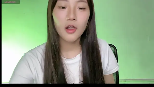 Snapshot of Loveting chatting on July 20, 11:45 am Loveting online show from July 20, 11:45 am