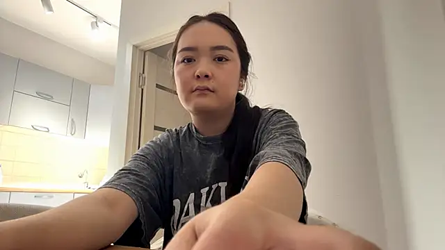 GiuliaXan online show from July 13, 8:39 am