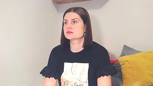 alisenties online show from February 13, 3:35 pm