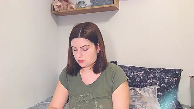 alisenties online show from March 3, 5:18 pm