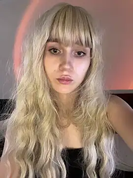 Snapshot of Charlotte_Pretty chatting on July 20, 10:50 am Charlotte Pretty online show from July 20, 10:50 am