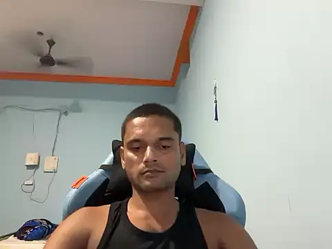 Snapshot of super01010 chatting on July 20, 4:53 pm super01010 online show from July 20, 4:53 pm
