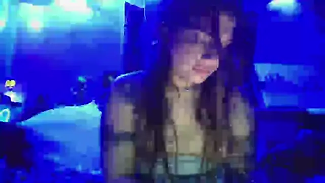 UrHellBri-L online show from July 15, 9:47 am