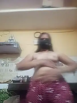 Snapshot of simran_bby chatting on July 21, 4:37 am simran bby online show from July 21, 4:37 am