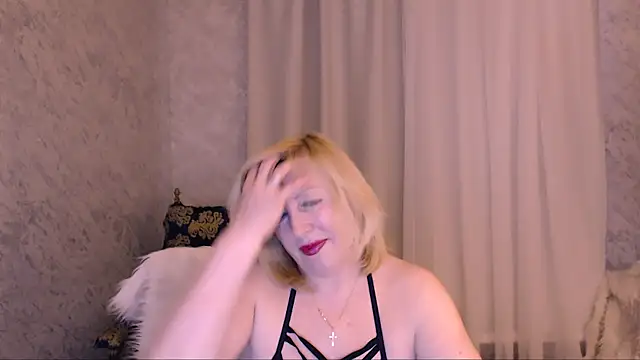 Snapshot of Samantha_Si chatting on April 25, 11:46 am Samantha Si online show from April 25, 11:46 am