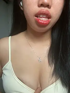 Snapshot of Boom_06 chatting on July 16, 2:28 am Boom 06 online show from July 16, 2:28 am