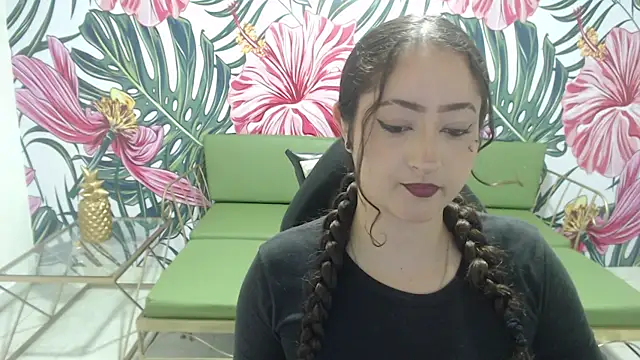 Rebeca dreams online show from July 16, 8:26 pm