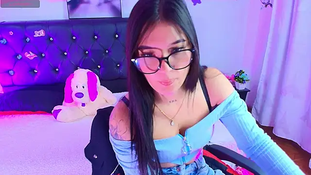 Snapshot of Stefanny_Sweett_ chatting on July 15, 12:32 pm Stefanny Sweett online show from July 15, 12:32 pm