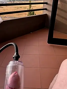 Snapshot of dario1986dawn chatting on July 24, 6:44 am dario1986dawn online show from July 24, 6:44 am