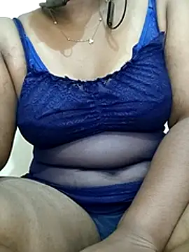 Snapshot of mallugrl_u chatting on July 21, 7:16 pm mallugrl u online show from July 21, 7:16 pm