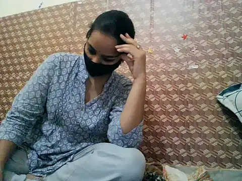 Nisha As online show from July 17, 8:21 am