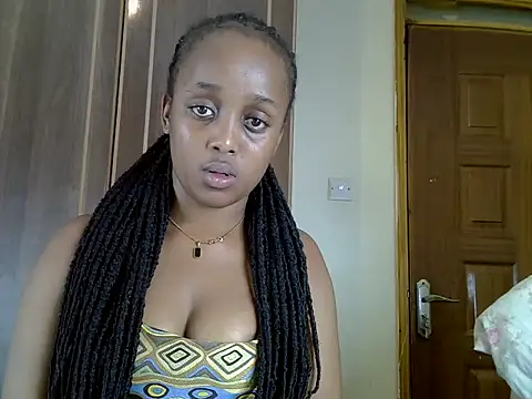 Snapshot of sexxy_cardensy chatting on July 16, 11:00 pm sexxy cardensy online show from July 16, 11:00 pm