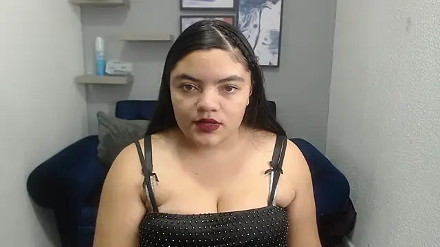 Snapshot of euphoriabigass chatting on July 17, 12:56 pm euphoriabigass online show from July 17, 12:56 pm