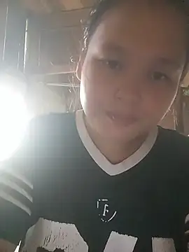 Jenny-rose online show from August 5, 4:59 am