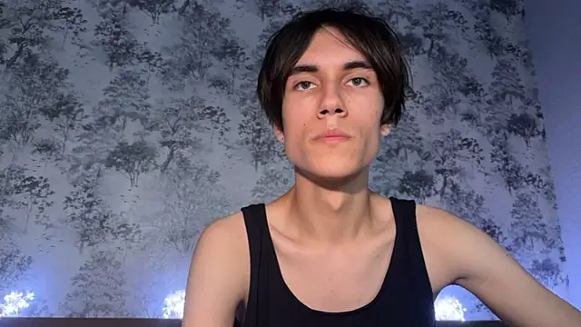 Snapshot of eldir420 chatting on July 19, 4:22 pm eldir420 online show from July 19, 4:22 pm