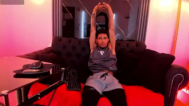 Snapshot of axel_black_xxx chatting on July 20, 2:52 pm axel black xxx online show from July 20, 2:52 pm
