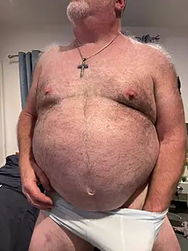 greyoakbear online show from July 21, 8:33 pm