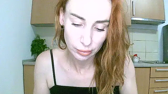 Snapshot of AimeeAlanx chatting on July 20, 11:45 am AimeeAlanx online show from July 20, 11:45 am