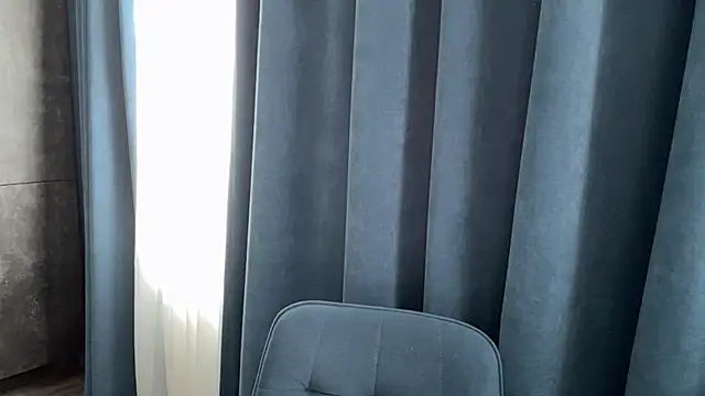 Snapshot of FeeedParanoid chatting on July 25, 12:47 pm FeeedParanoid online show from July 25, 12:47 pm