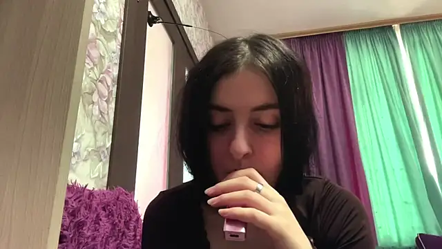 Snapshot of RochelleTrossbach chatting on July 22, 2:53 pm RochelleTrossbach online show from July 22, 2:53 pm